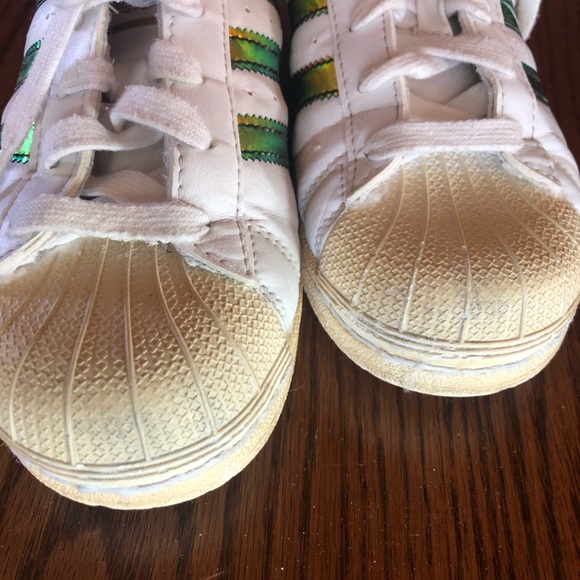 Adidas Holographic Superstar youth 4.5 white lace up sneakers skate grunge punk - Picture 6 of 7